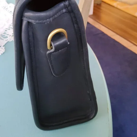 Vintage Coach Navy Court Crossbody Handbag + Hangtag 9870 - Picture 12 of 14